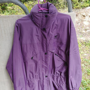 Ladies Helly Hansen medium purple rain jacket med